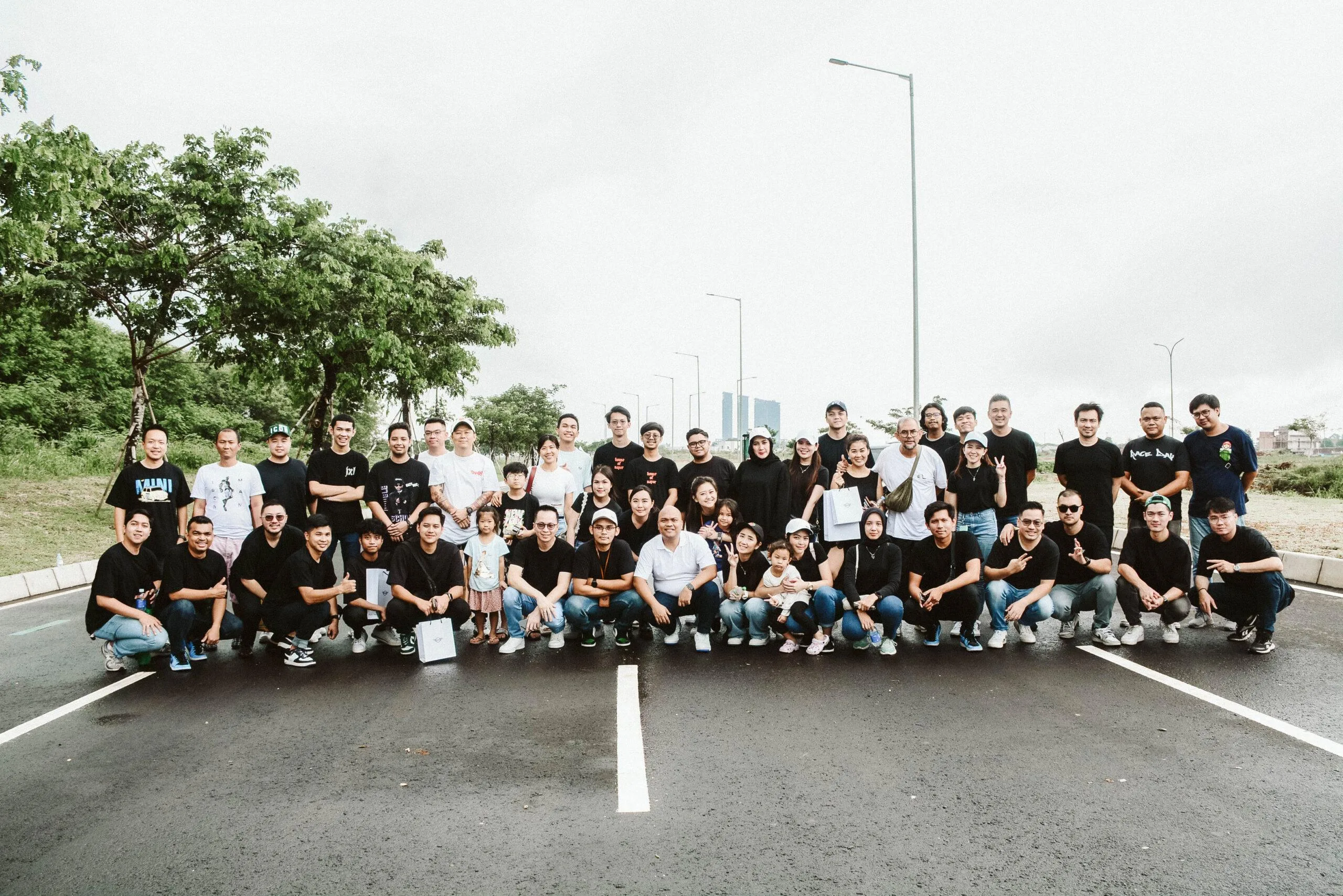Komunitas MINI
