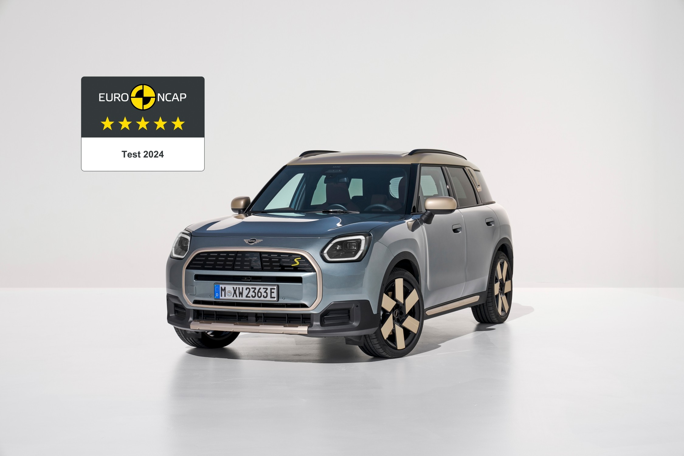 harga mini cooper countryman