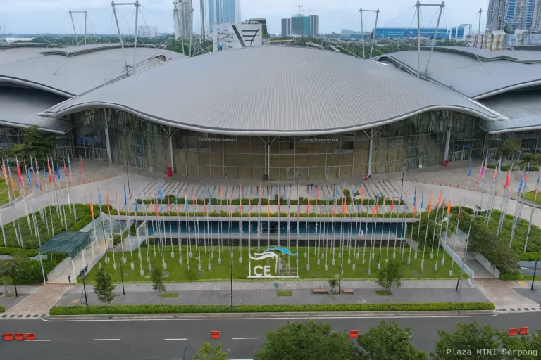 ICE BSD siang hari dengan watermark Plaza MINI Serpong, lokasi pameran otomotif GIIAS 2025 terbesar
