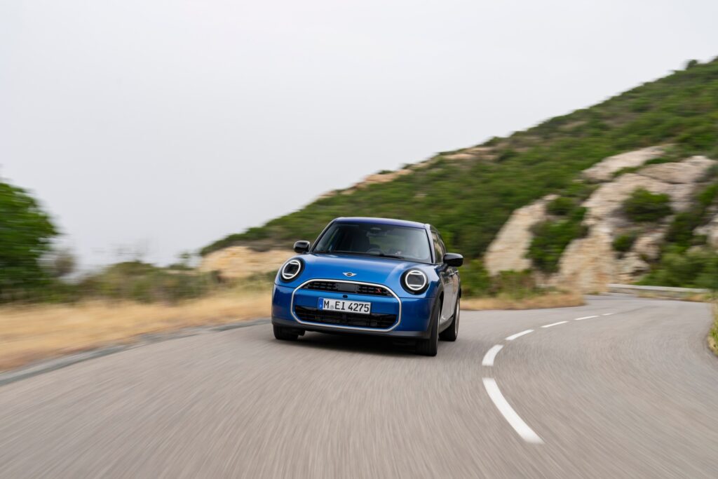 Harga MINI Cooper 5 Door
