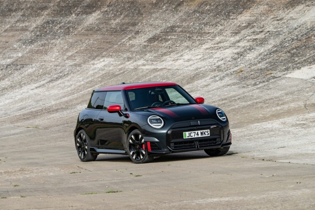 3 Door EV JCW, 3 Door EV John Cooper Works, MINI Cooper SE JCW