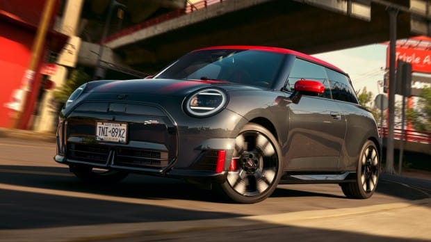 MINI 3 Door EV John Cooper Works warna Legend Grey